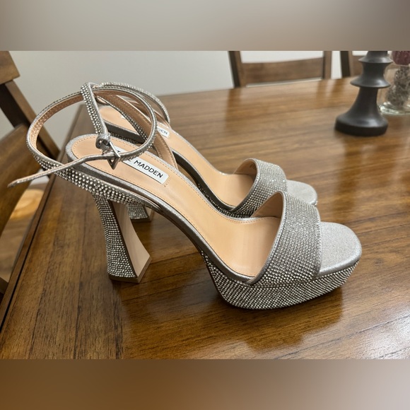 Steve Madden Heels - Picture 3 of 11